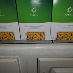 Cheesy buttermilk chedder mac, non expired, total of 20 unexpired packets